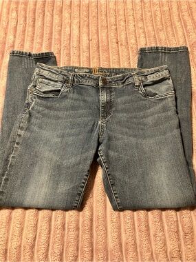Women’s Light Blue Denim Jeans